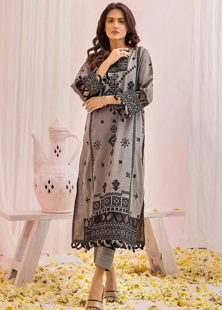 Retro Pret Embroidered Lawn 2 Piece Suit RKF07