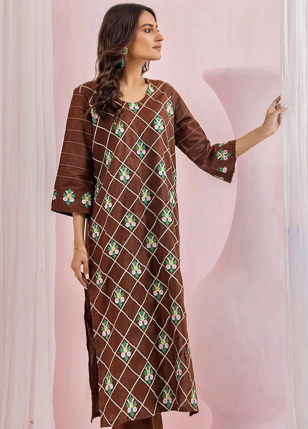 Retro Pret Embroidered Lawn 2 Piece Suit RKF14