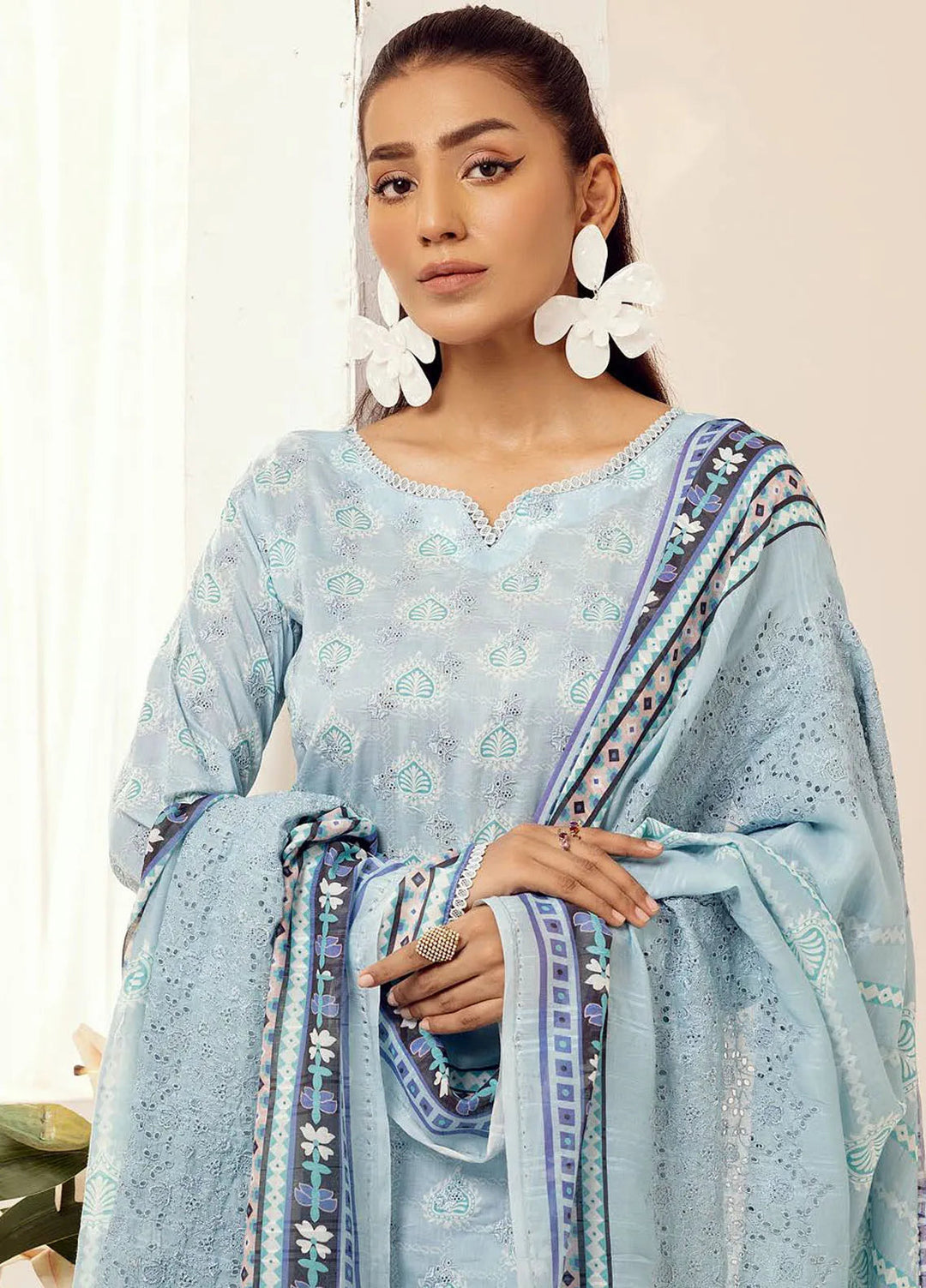 Riaz Arts Embroidered Lawn Suit Unstitched 3 Piece RA25MH D-09 - Summer Collection