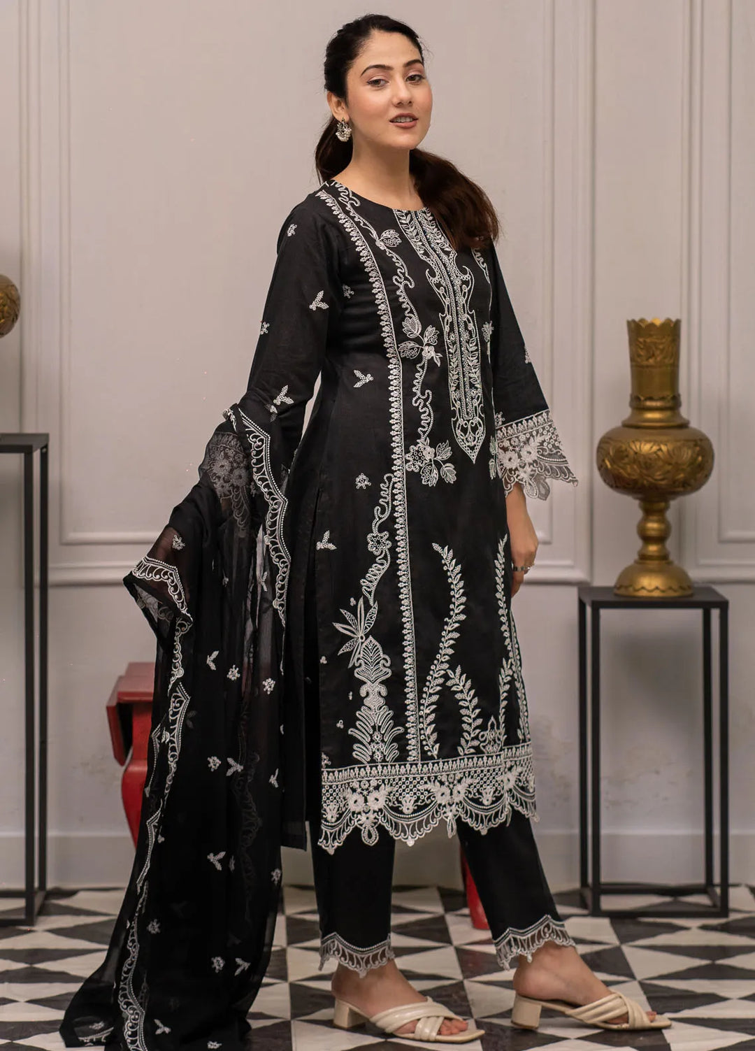 Roop Rang By Al Harir Pret Embroidered Cotton 3 Piece Suit Hoorain ...