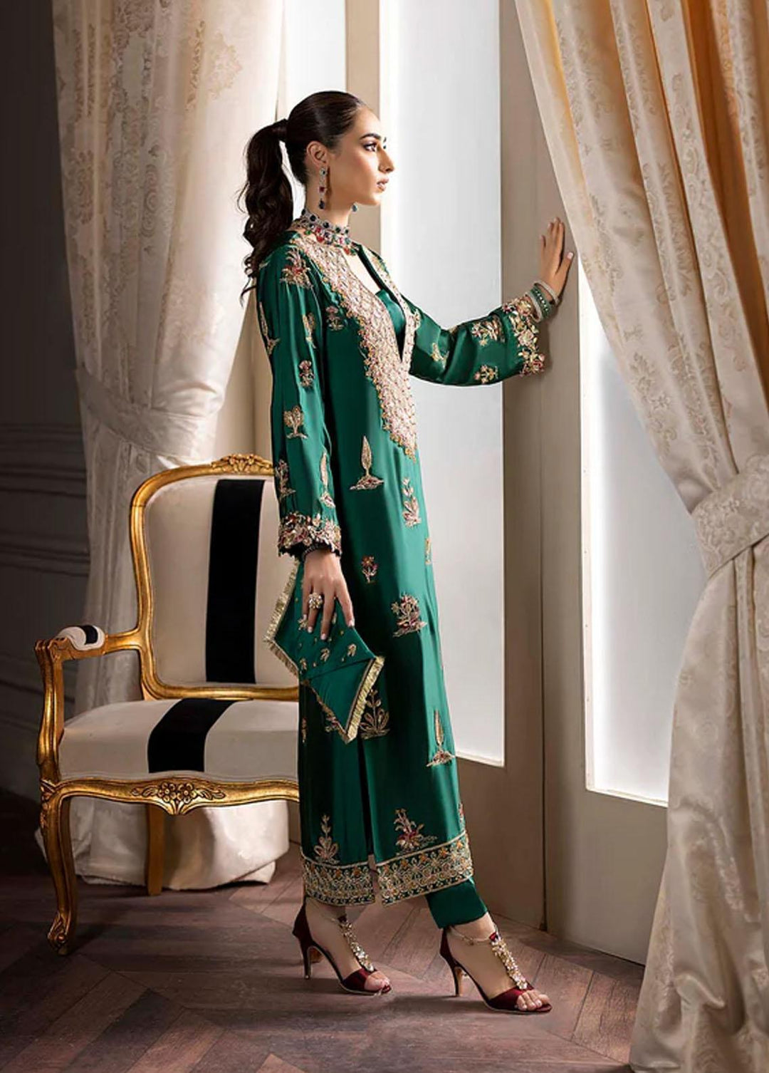 Rozanne By Nuriyaa Embroidered Silk Suits Unstitched 2 Piece NR22R Daphne - Luxury Collection