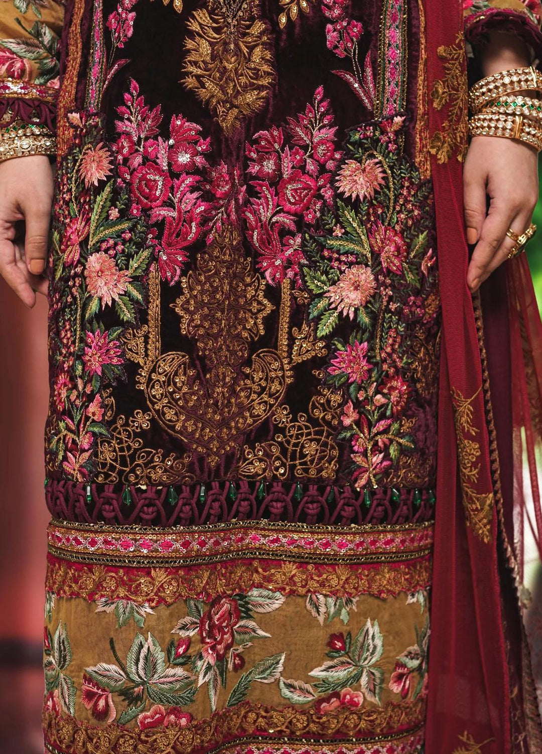 Sable Vogue Embroidered Velvet Suits Unstitched 3 Piece SV23FU FC-06-23 - Festive Collection
