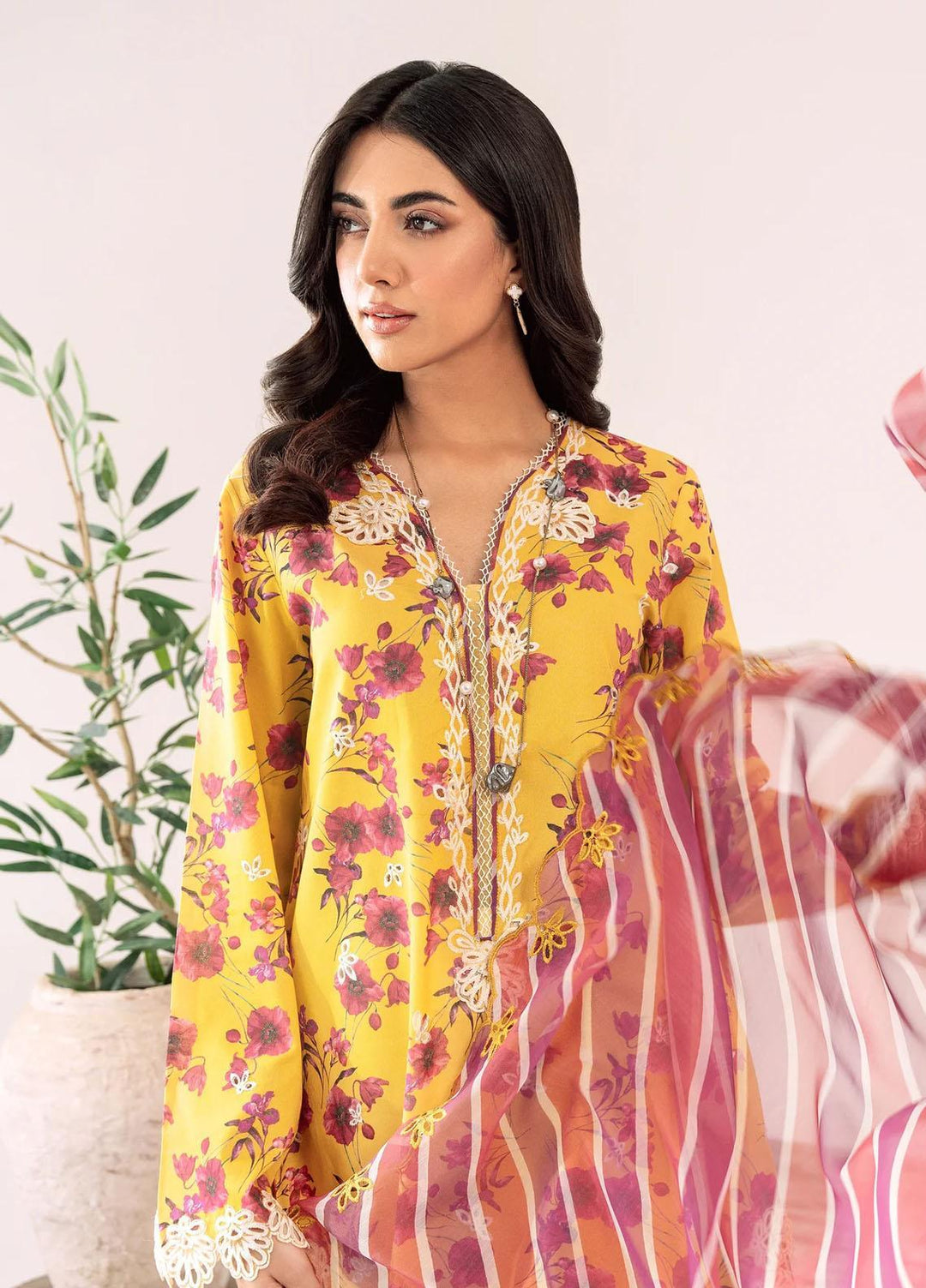 Sable Vogue Embroidered Lawn Suits Unstitched 3 Piece SV23LL SAL-03-23-V1 - Summer Collection