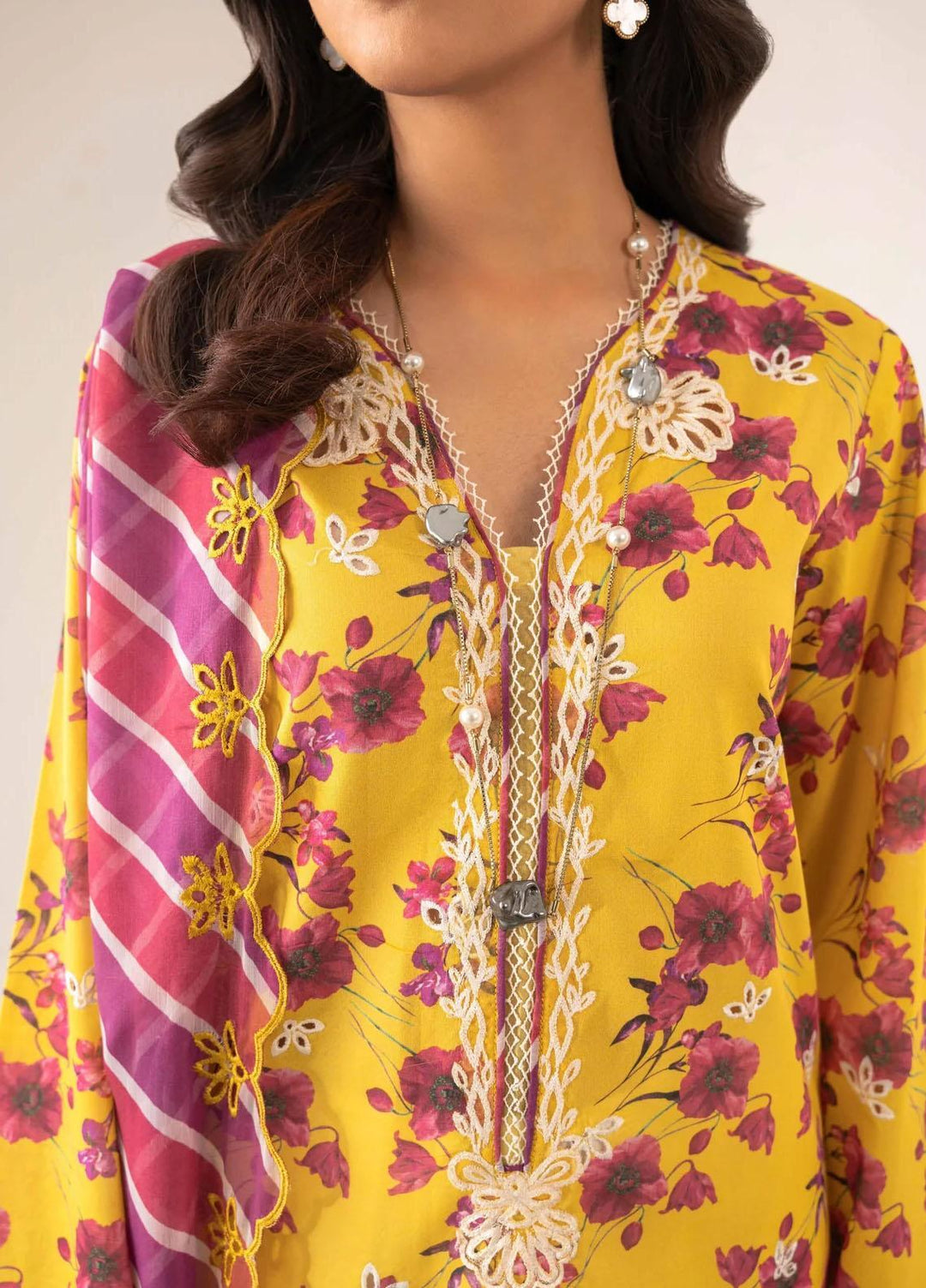 Sable Vogue Embroidered Lawn Suits Unstitched 3 Piece SV23LL SAL-03-23-V1 - Summer Collection