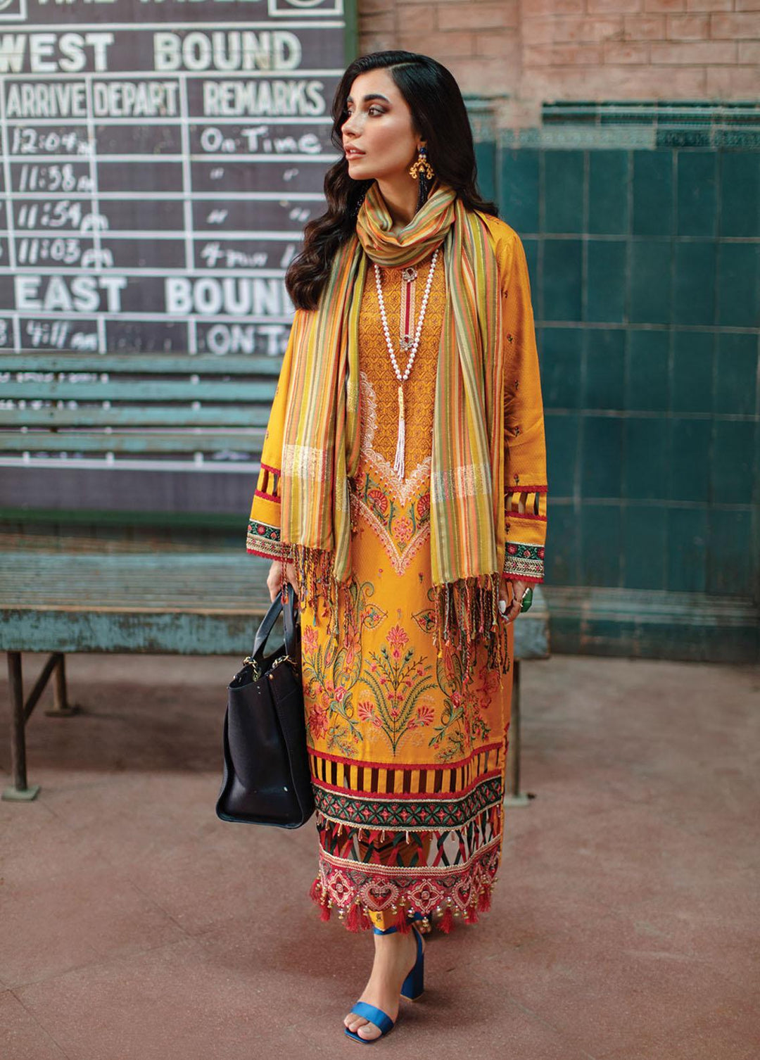 Anas Rang Safarnama By Rang Rasiya Embroidered Linen Suits Unstitched 3 Piece ...