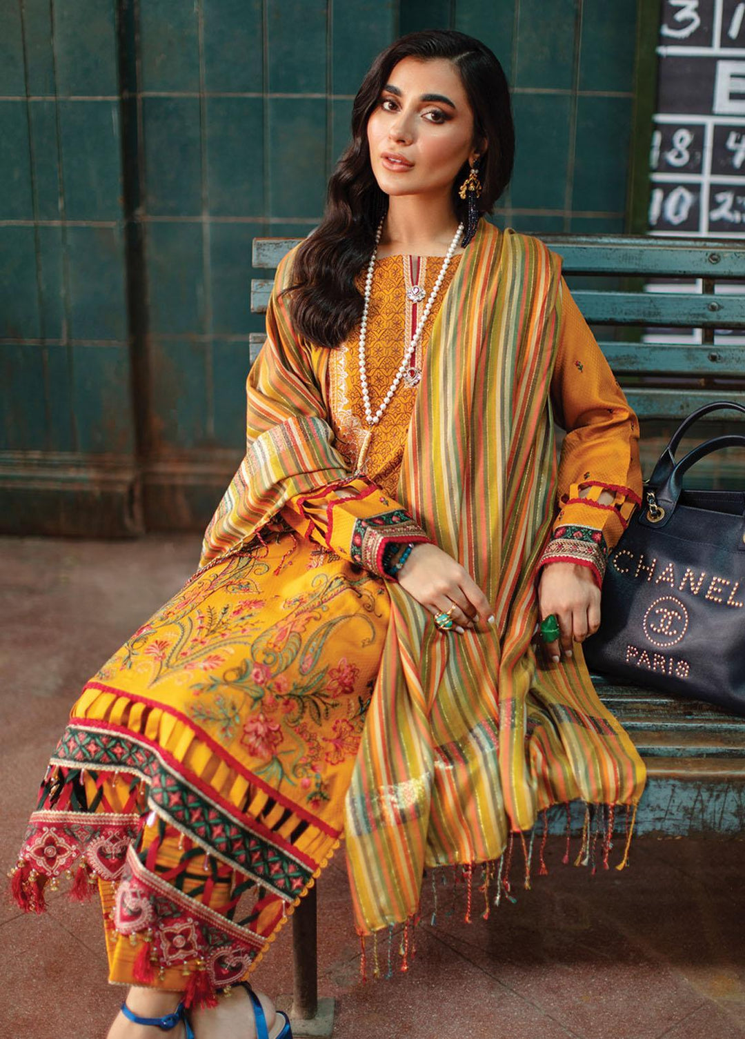 Safarnama By Rang Rasiya Embroidered Linen Suits Unstitched 3 Piece RRSNWP22D8 Mashal - Winter Collection