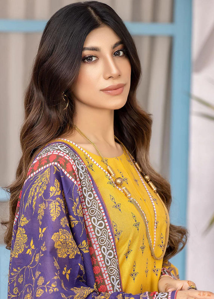 Safwa Printed Lawn Suits Unstitched 3 Piece SW23SP-V4 SSP-32 - Summer Collection