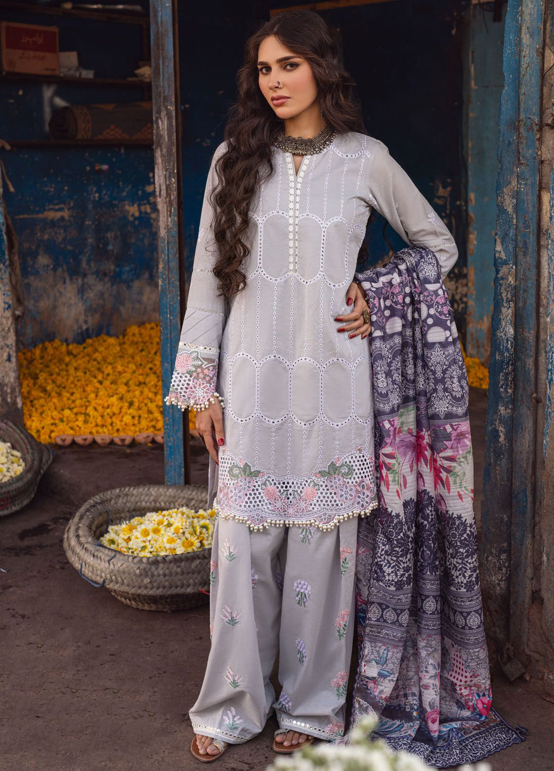 Sahane Sahakari by Sahane Embroidered Lawn Suits Unstitched 3 Piece SNE24SK CT ...