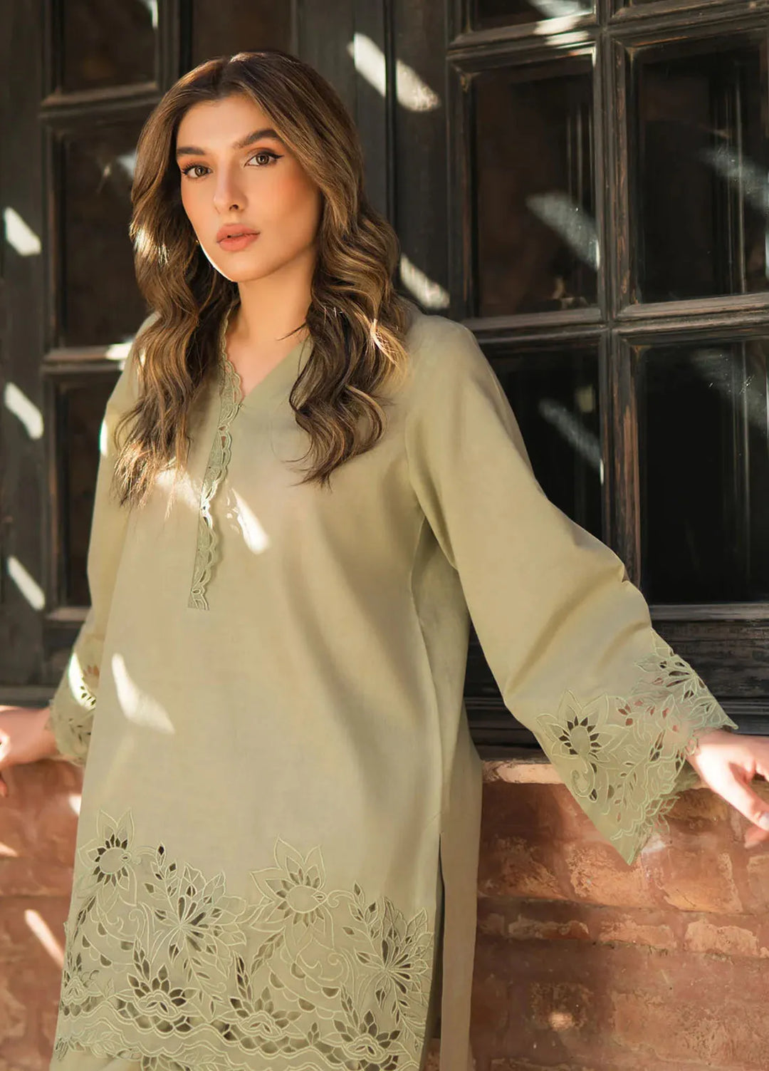 Sahar Pret Embroidered Cambric 2 Piece Suit SSFT-RK-V1-06 Whisper Weave