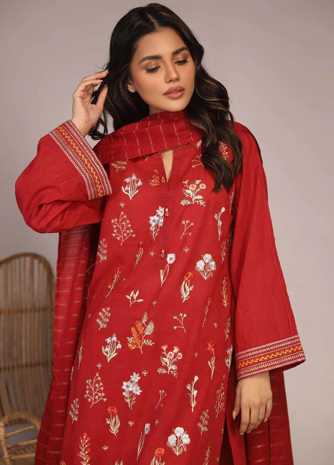 Sahar Embroidered Lawn Suits Unstitched 3 Piece SHR23EL SL-SLUB-23-04 - Summer Collection