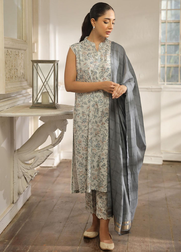 Sahar Printed Viscose Suits Unstitched 3 Piece SHR23VL AW-V1-23-03 - Winter Collection