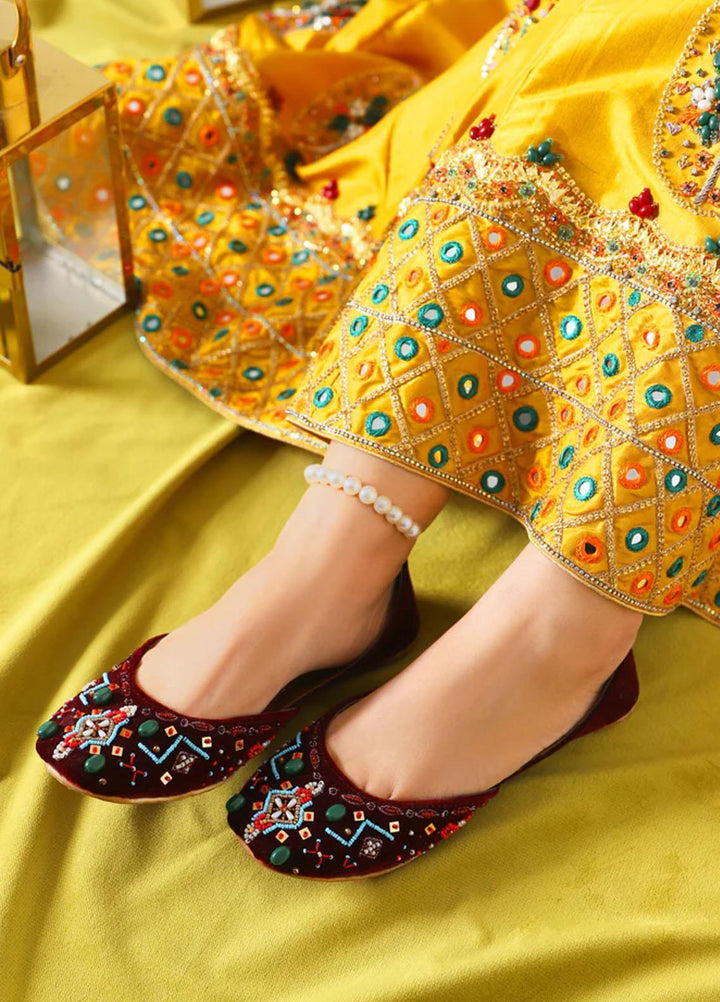 Saheliyan Festive Style   Khussay JADE NAYA00JAD113