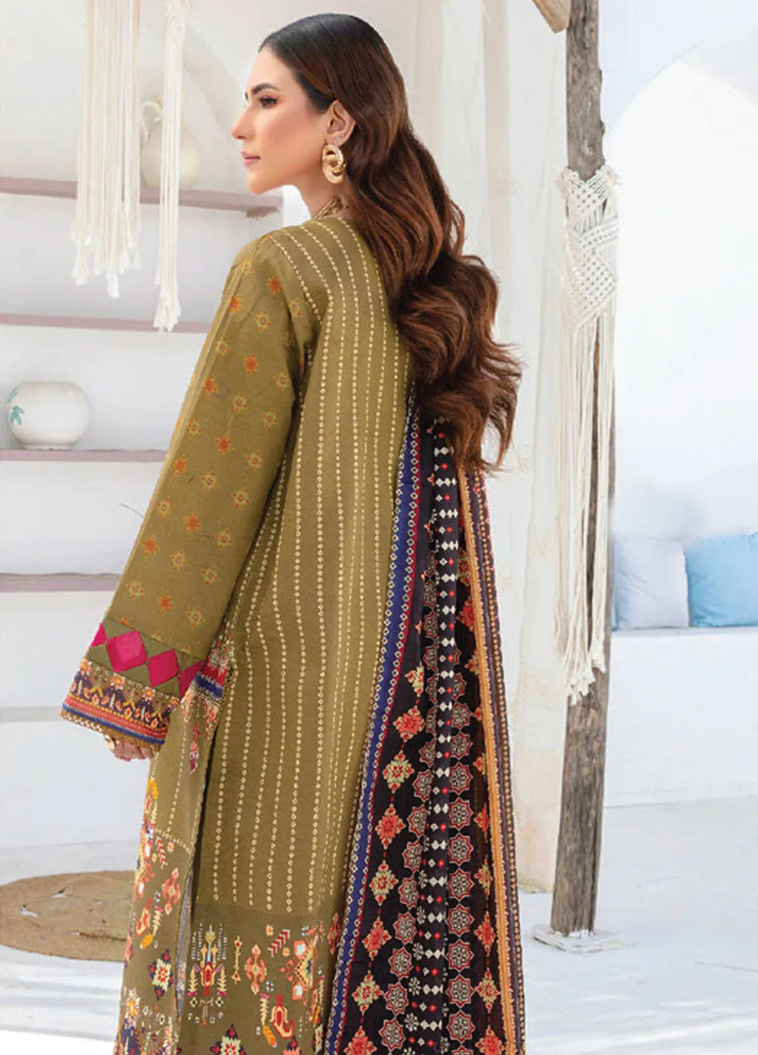 Saira Bano By Humdum Embroidered Lawn Suit Unstitched 3 Piece HD24S D-06 - Summer Collection