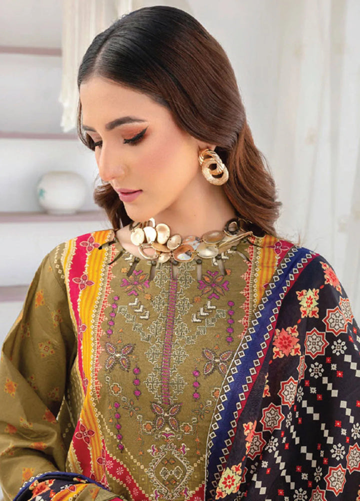 Saira Bano By Humdum Embroidered Lawn Suit Unstitched 3 Piece HD24S D-06 - Summer Collection