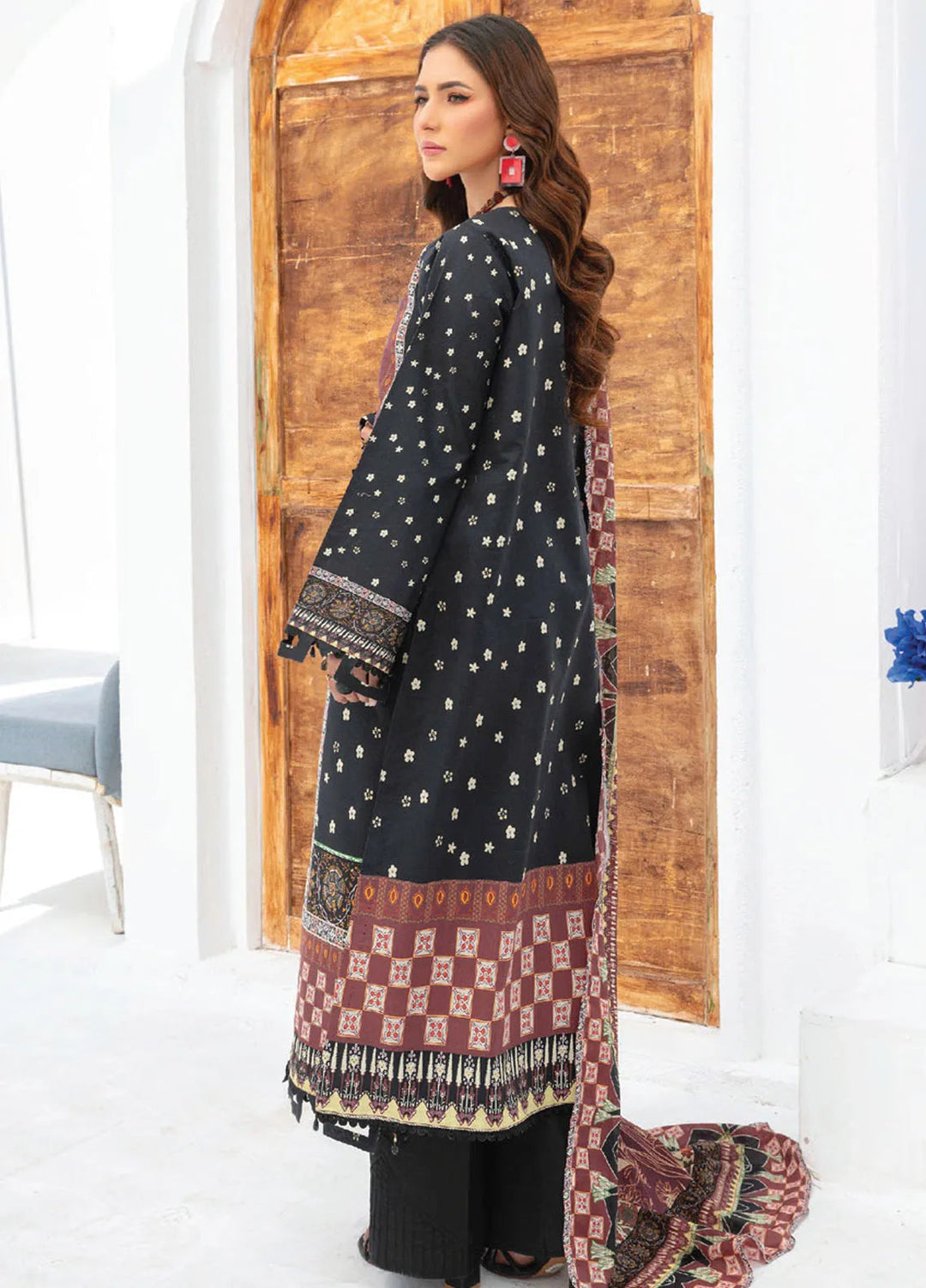 Saira Bano By Humdum Embroidered Lawn Suit Unstitched 3 Piece HD24S D-09 - Summer Collection