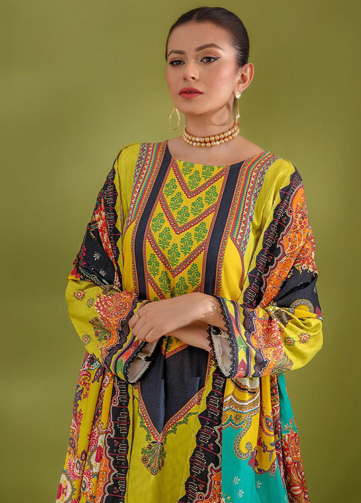 Sanam Saeed By Puri Fabrics Printed Woolen Suits Unstitched 3 Piece PFS22W 03 - Winter Collection