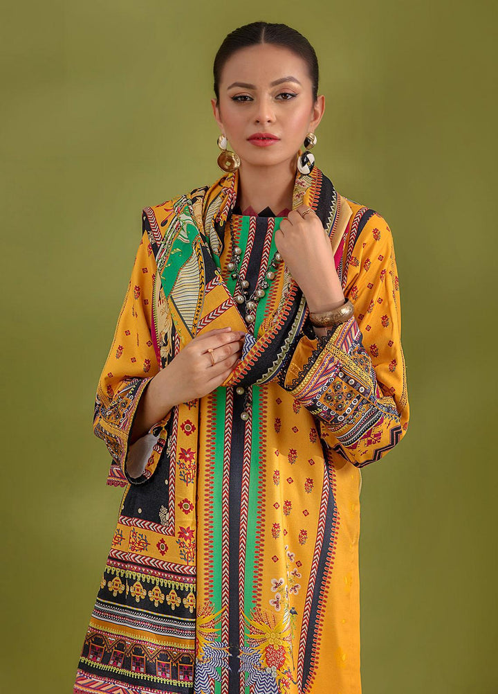 Sanam Saeed By Puri Fabrics Printed Woolen Suits Unstitched 3 Piece PFS22W 08 - Winter Collection
