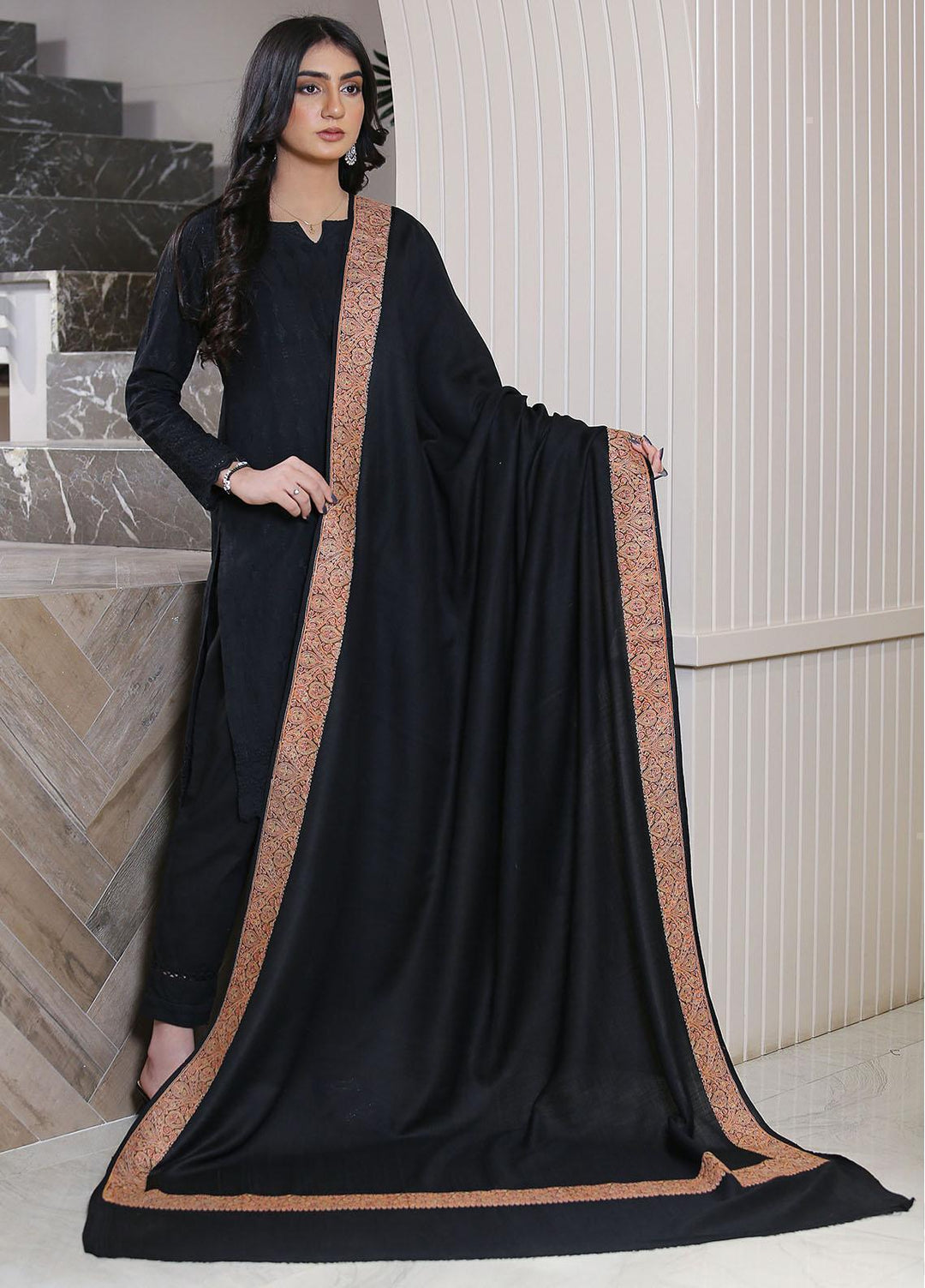 Sanaulla Exclusive Range  Pashmina  Mama D-12 Black - Women Shawls