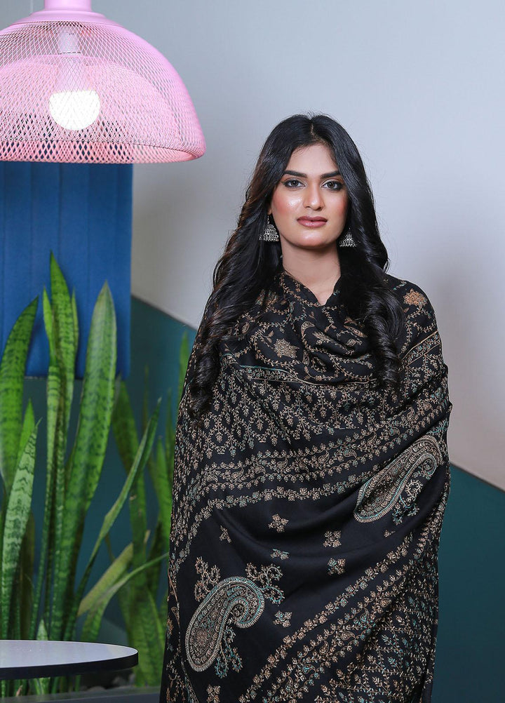 Sanaulla Exclusive Range  Pashmina  Mama D-31 Black - Women Shawls