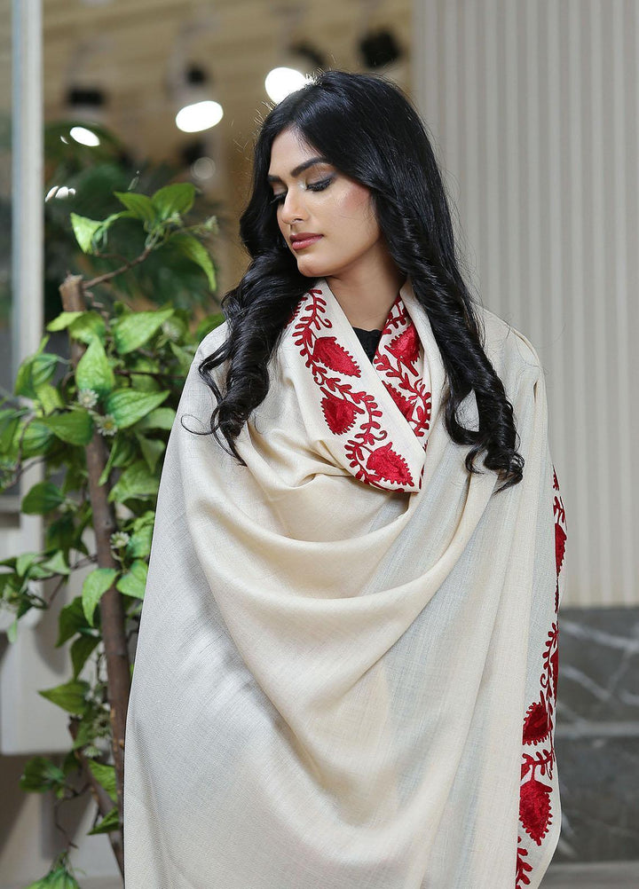 Sanaulla Exclusive Range  Pashmina  Mama D-40 Fawn - Women Shawls