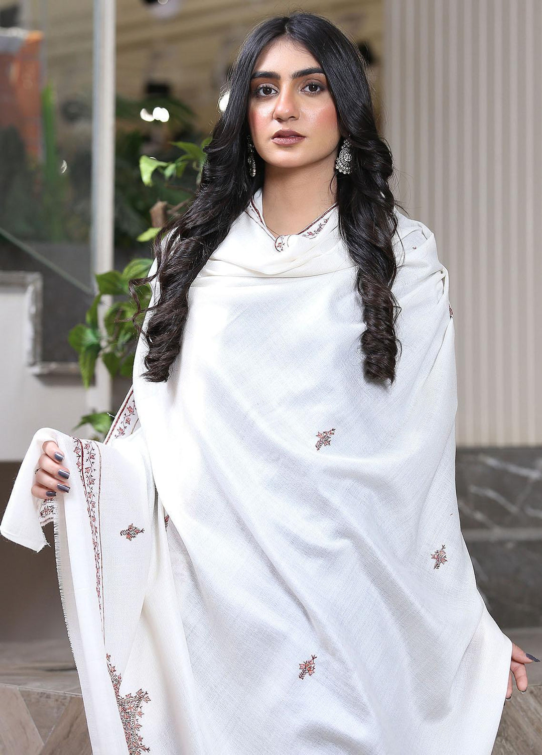 Sanaulla Exclusive Range  Pashmina  Mama D-42 Off White 01 - Women Shawls