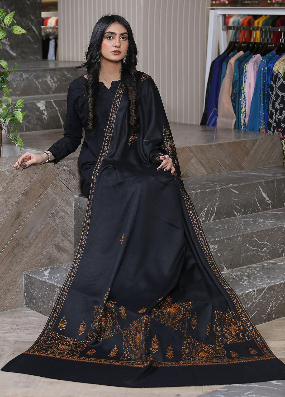 Sanaulla Exclusive Range  Pashmina  Mama D-42 Black 01 - Women Shawls