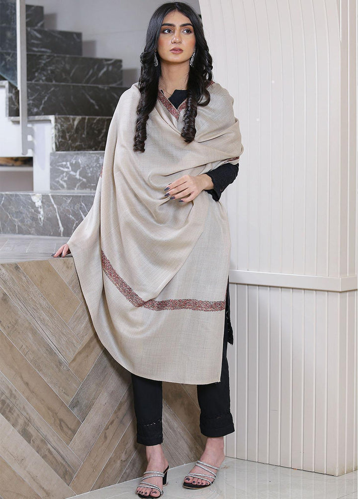 Sanaulla Exclusive Range  Pashmina  Mama D-44 Fawn 01 - Women Shawls