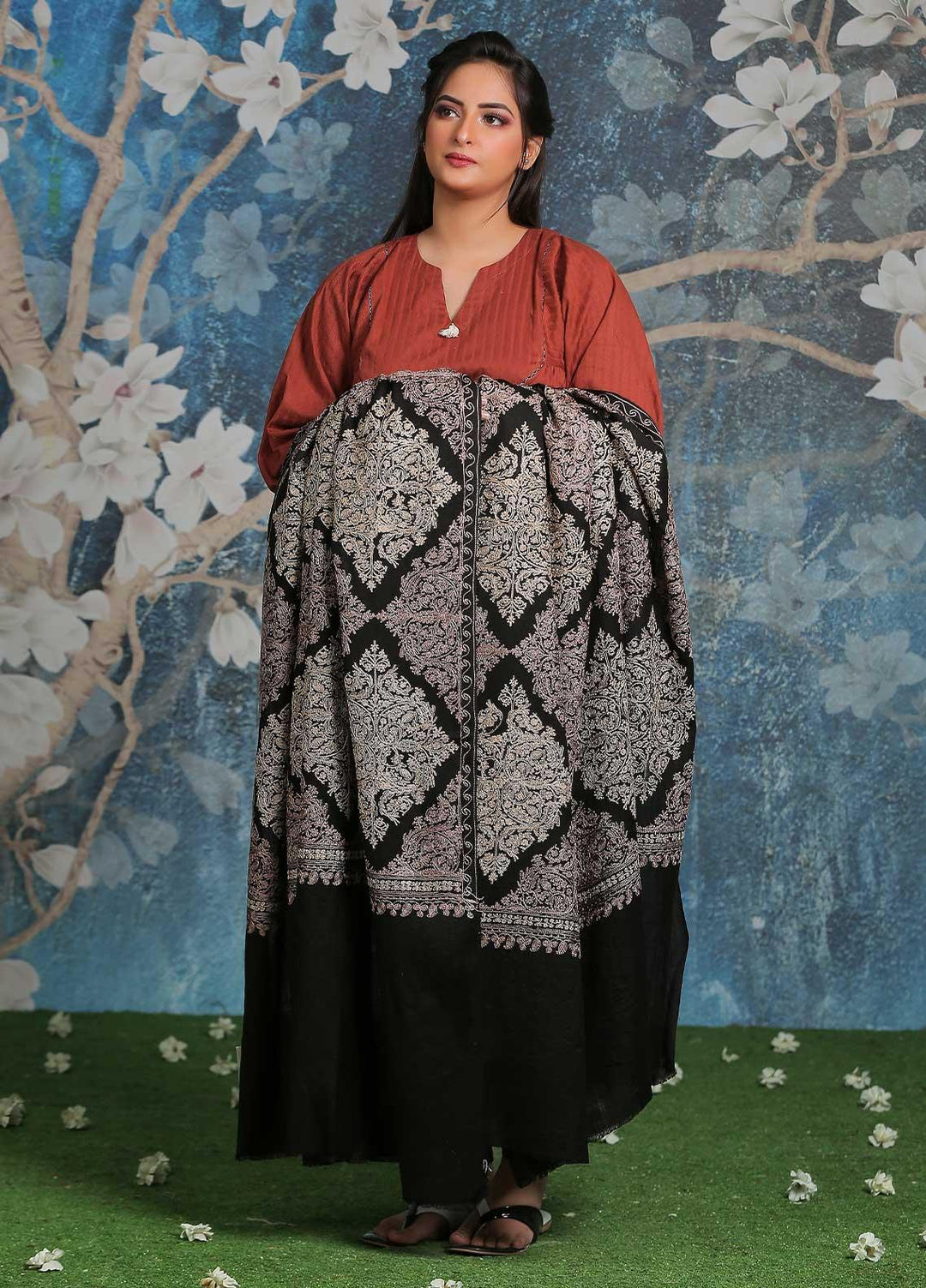 Sanaulla Exclusive Range Embroidered Pashmina  Shawl SU21PP AKP-16 Black-1 - Pure Pashmina Shawls