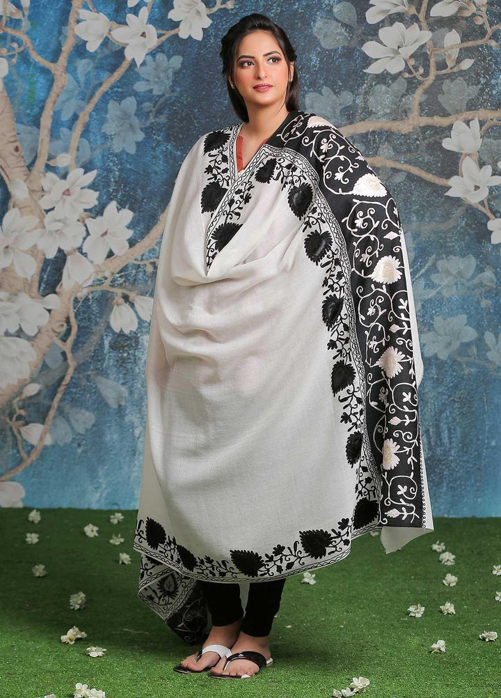 Sanaulla Exclusive Range Embroidered Pashmina  Shawl SU21PP AKP-18 White - Pure Pashmina Shawls