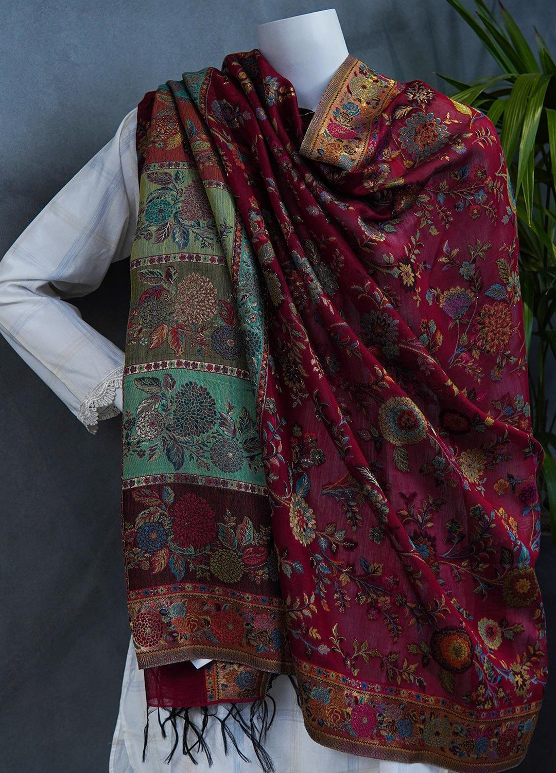 Sanaulla Exclusive Range  Pashmina  Shawls MAMA-11 Multi-8 - Pashmina Shawls