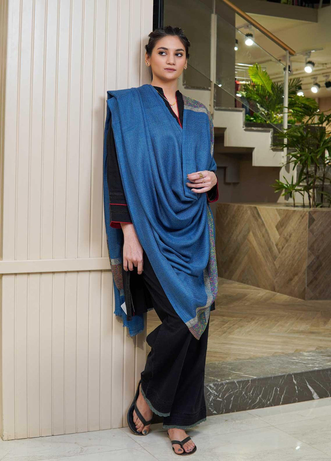 Sanaulla Exclusive Range  Pashmina  Shawls MAMA-44 Blue-4 - Pashmina Shawls