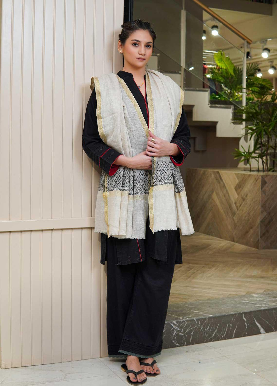 Sanaulla Exclusive Range  Pashmina  Shawls MAMA-44 Fawn - Pashmina Shawls