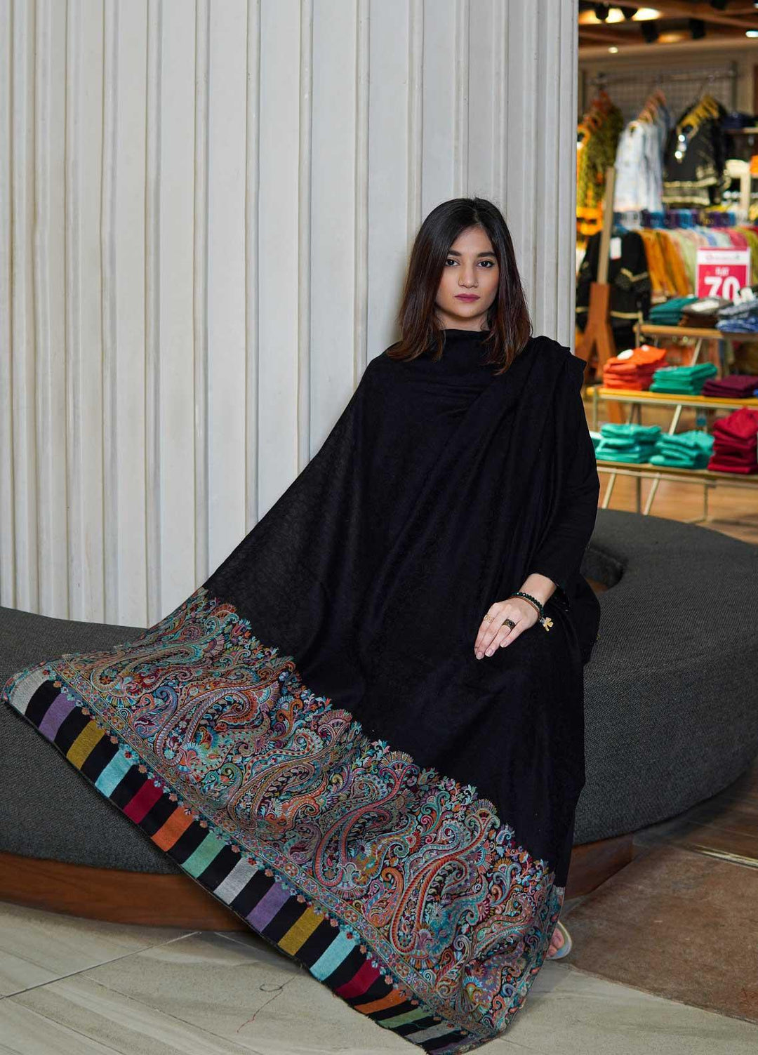 Sanaulla Exclusive Range  Pashmina  Shawls MAMA-09 Black - Pashmina Shawls