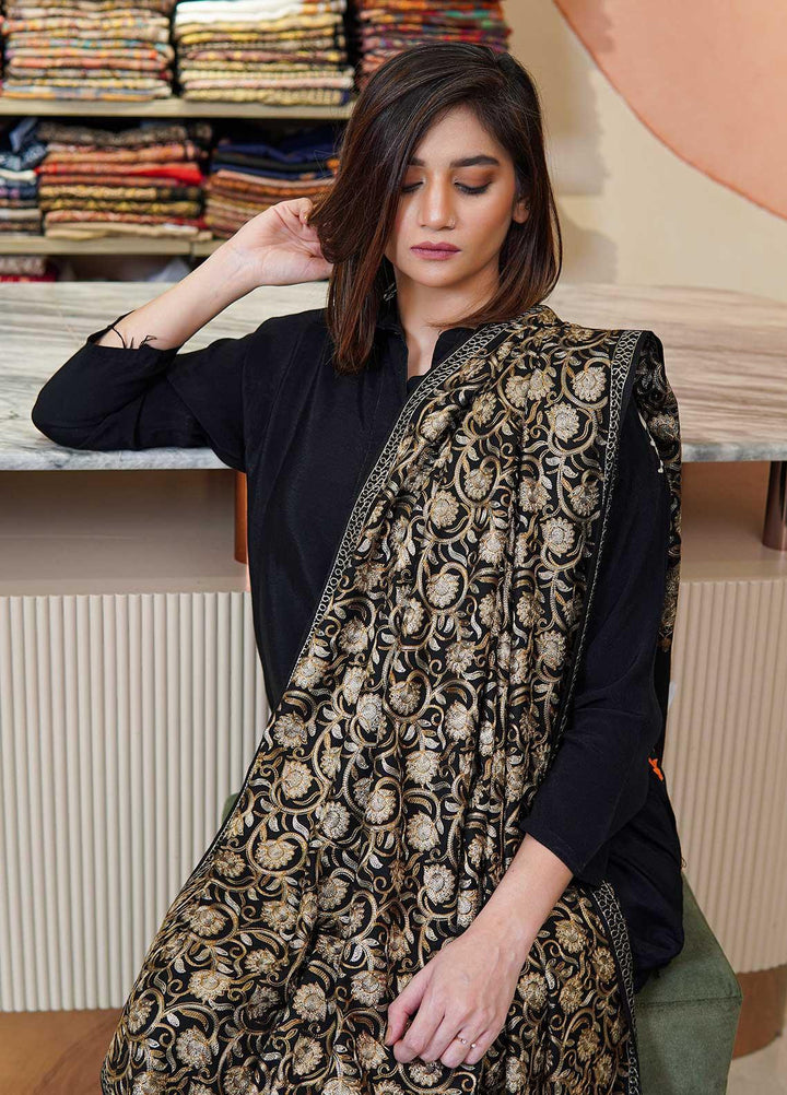 Sanaulla Exclusive Range  Pashmina  Shawls Nalki Flower Boder Jaal KPS-47 Black-02 - Pashmina Shawls