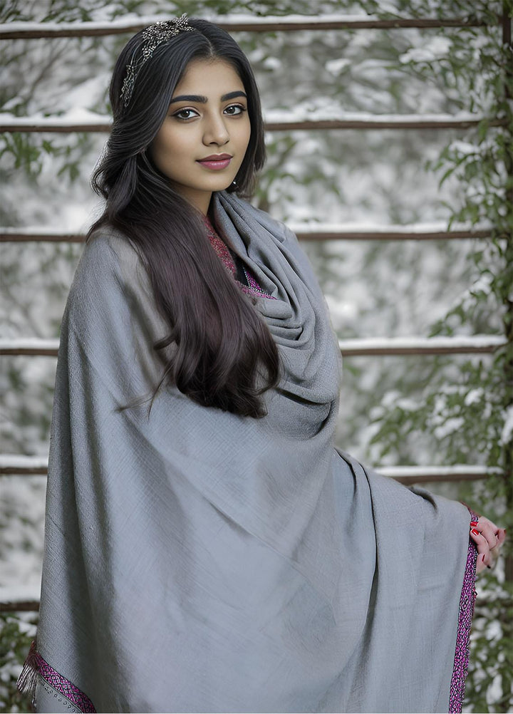 Sanaulla Exclusive Range  Pashmina  Mama D-22 L Grey - Women Shawls