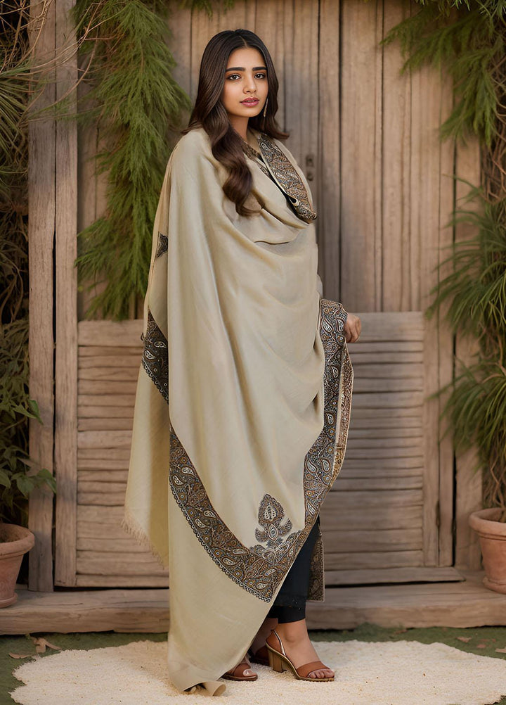 Sanaulla Exclusive Range  Pashmina  Mama D-18 L Brown - Women Shawls