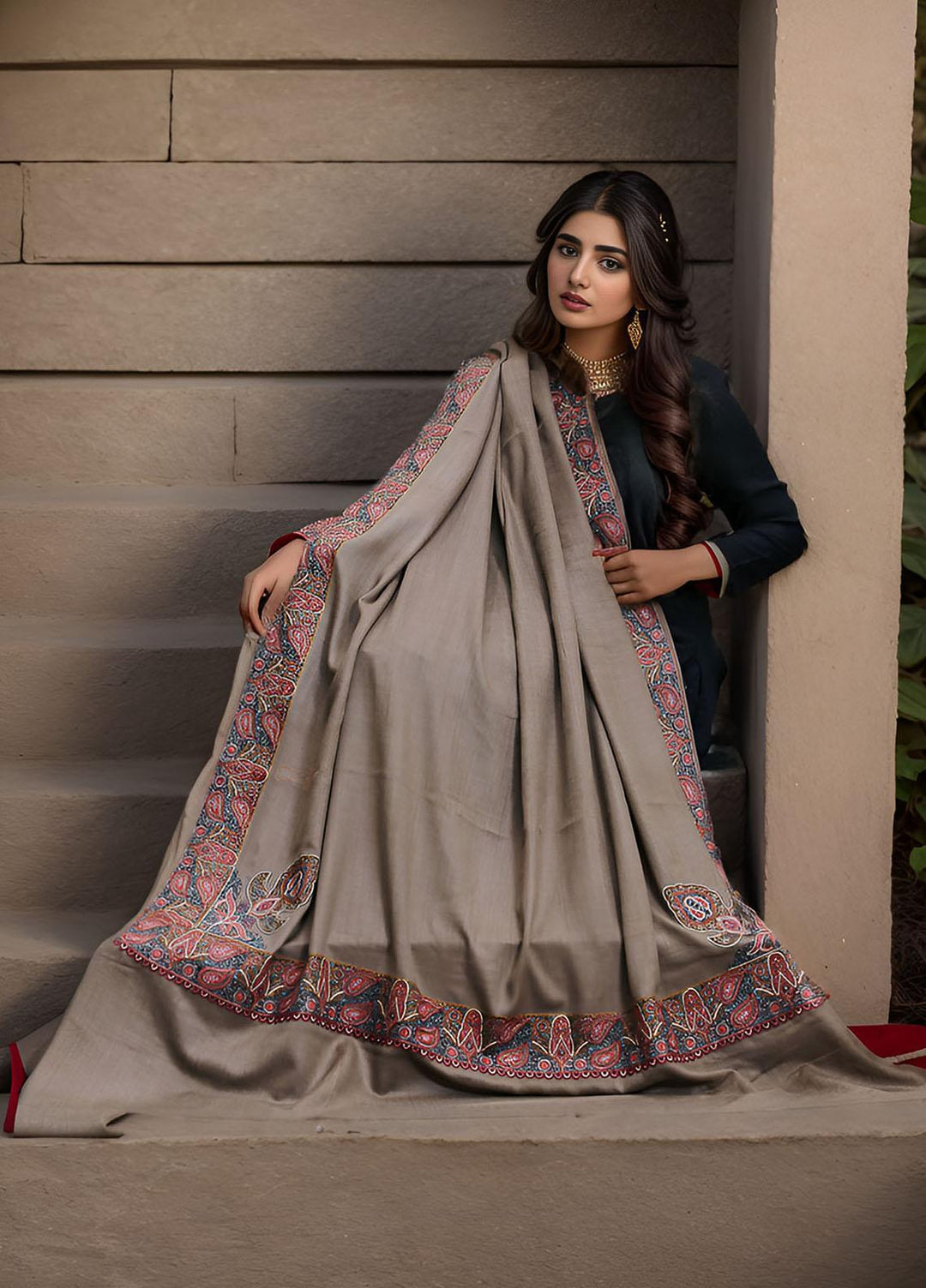 Sanaulla Exclusive Range  Pashmina  Mama D-18 D Brown 01 - Women Shawls