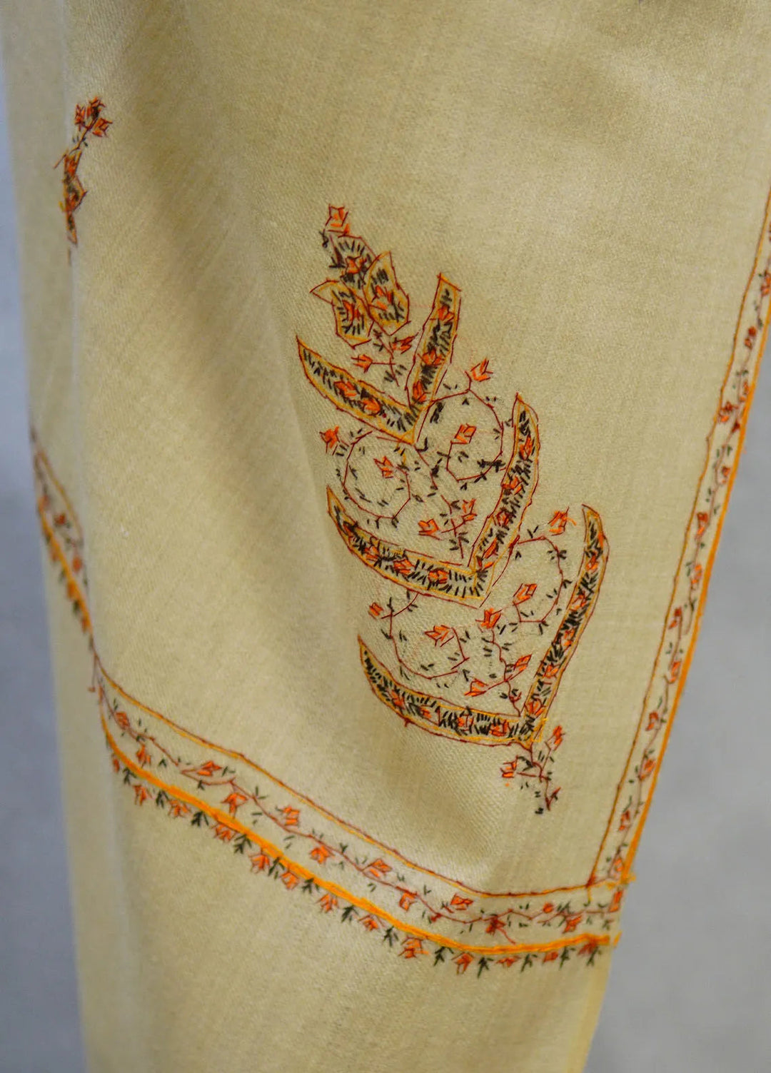 Sanaulla Exclusive Range Pashmina Shawl D-16 Light Brown 5 - Winter Collection