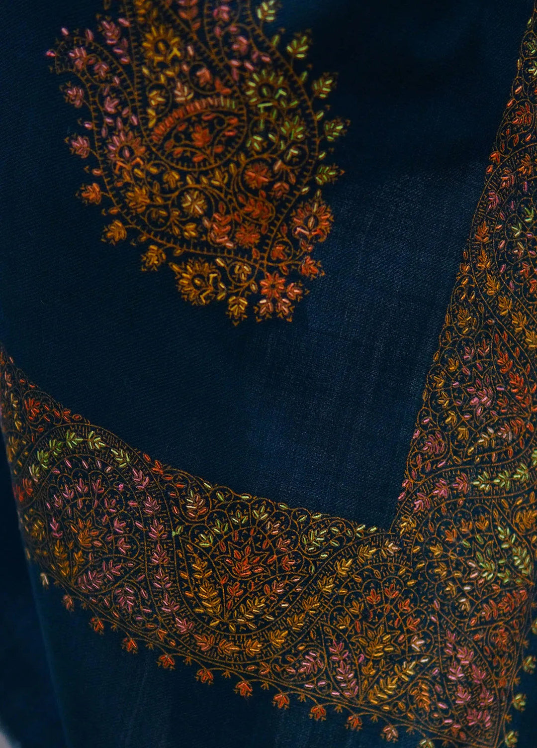 Sanaulla Exclusive Range Pashmina Shawl D-17 Bottle Green 1 - Winter Collection