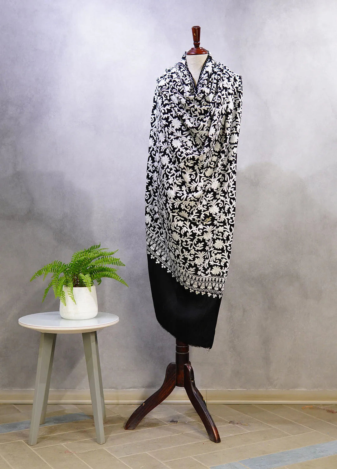 Sanaulla Exclusive Range Pashmina Shawl D-37 Black 1 - Winter Collection