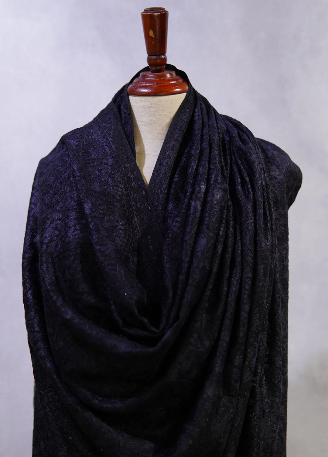 Sanaulla Exclusive Range Pashmina Shawl D-37 Black - Winter Collection