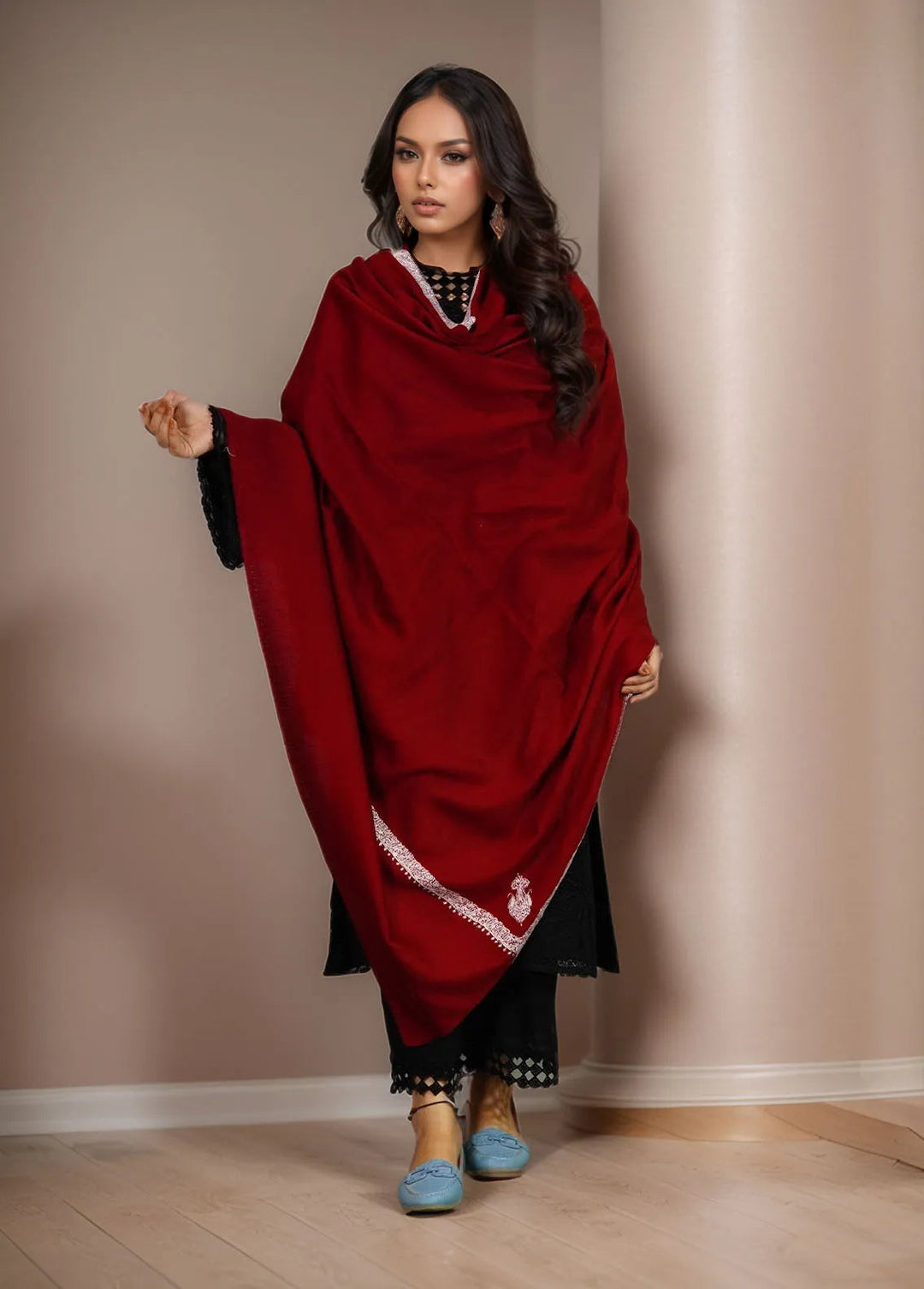 Sanaulla Exclusive Range Pashmina Shawl MAMA D-2 Mehroon 1 - Winter Collection