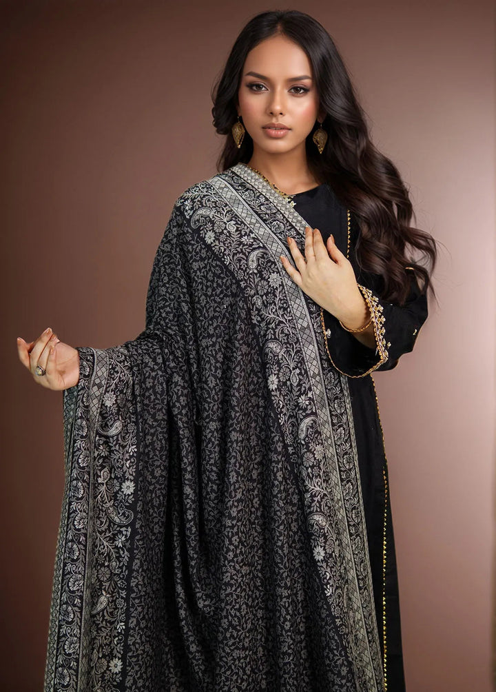 Sanaulla Exclusive Range Pashmina Shawl MAMA D-24 Black - Winter Collection