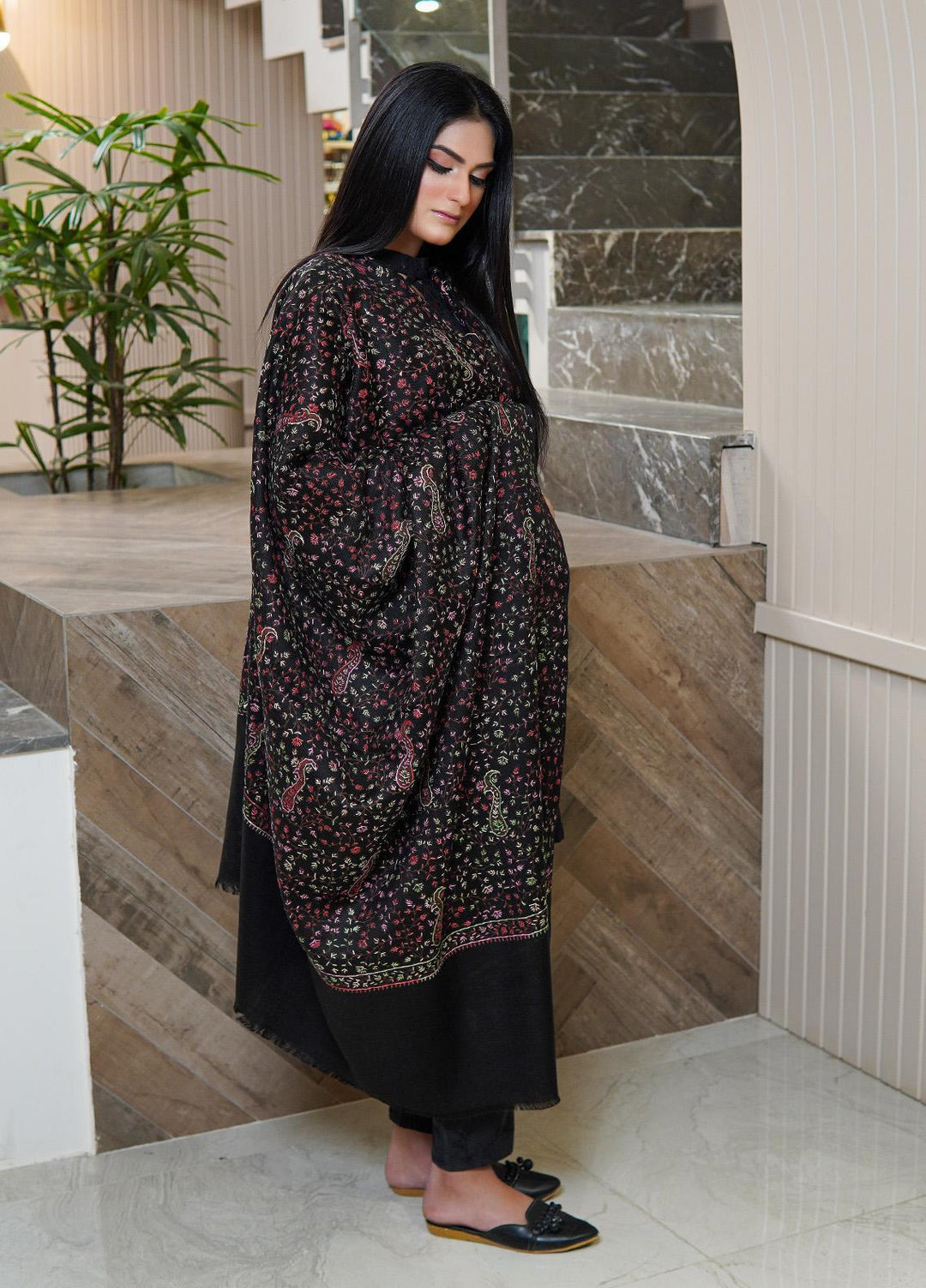 Sanaulla Exclusive Range  Pashmina  Shawls AKP-03 Black 01 - Pashmina Shawls