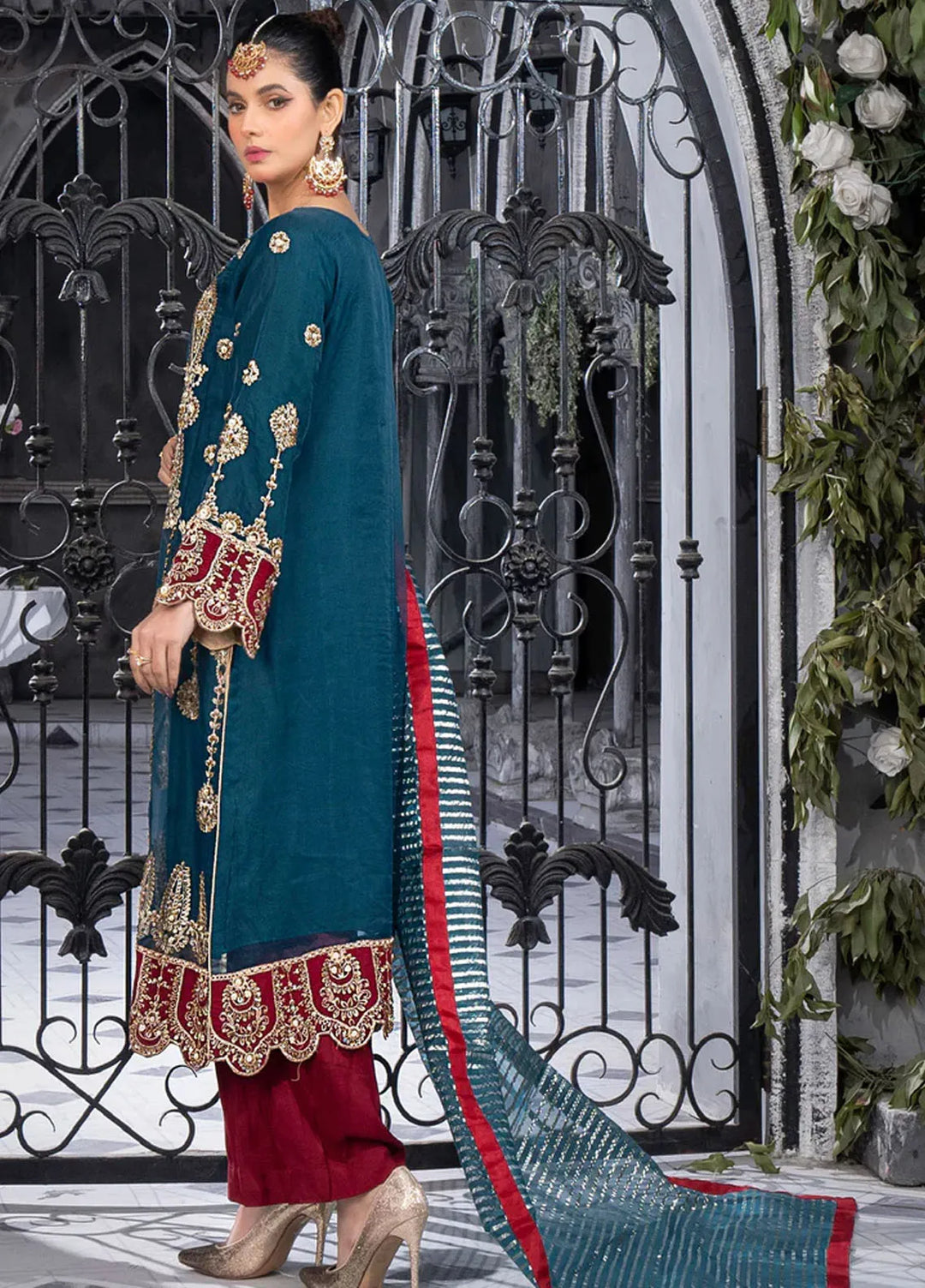 Sara Jahan Pret Embroidered Organza 3 Piece Suit Jaseena