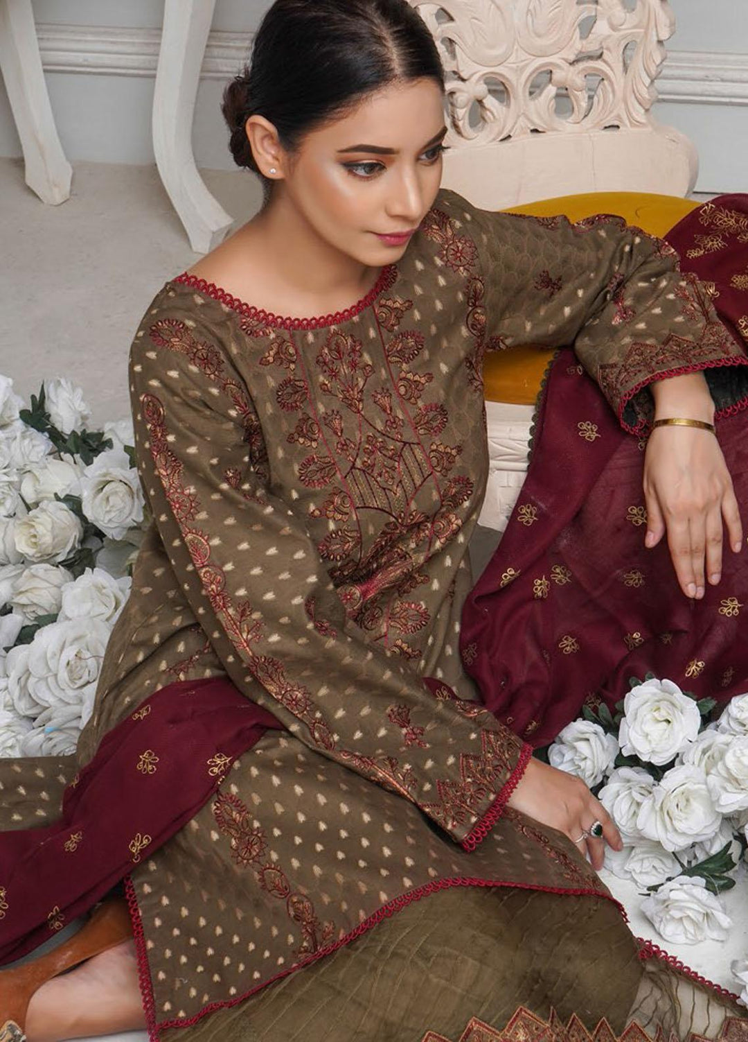 Sehar by Humdum Embroidered Jacquard Suits Unstitched 3 Piece HD22SR D-06 - Festive Collection