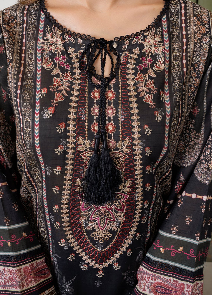 Selene by Meerak Pret Embroidered Slub Lawn 3 Piece Suit Lila