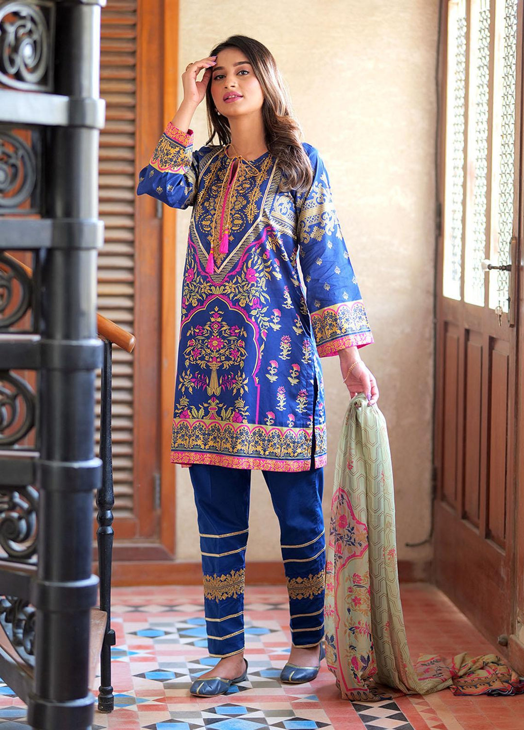 Senorita Ready to Wear Printed Lawn 3 Piece Suit LBD-01780-NBL/MCL