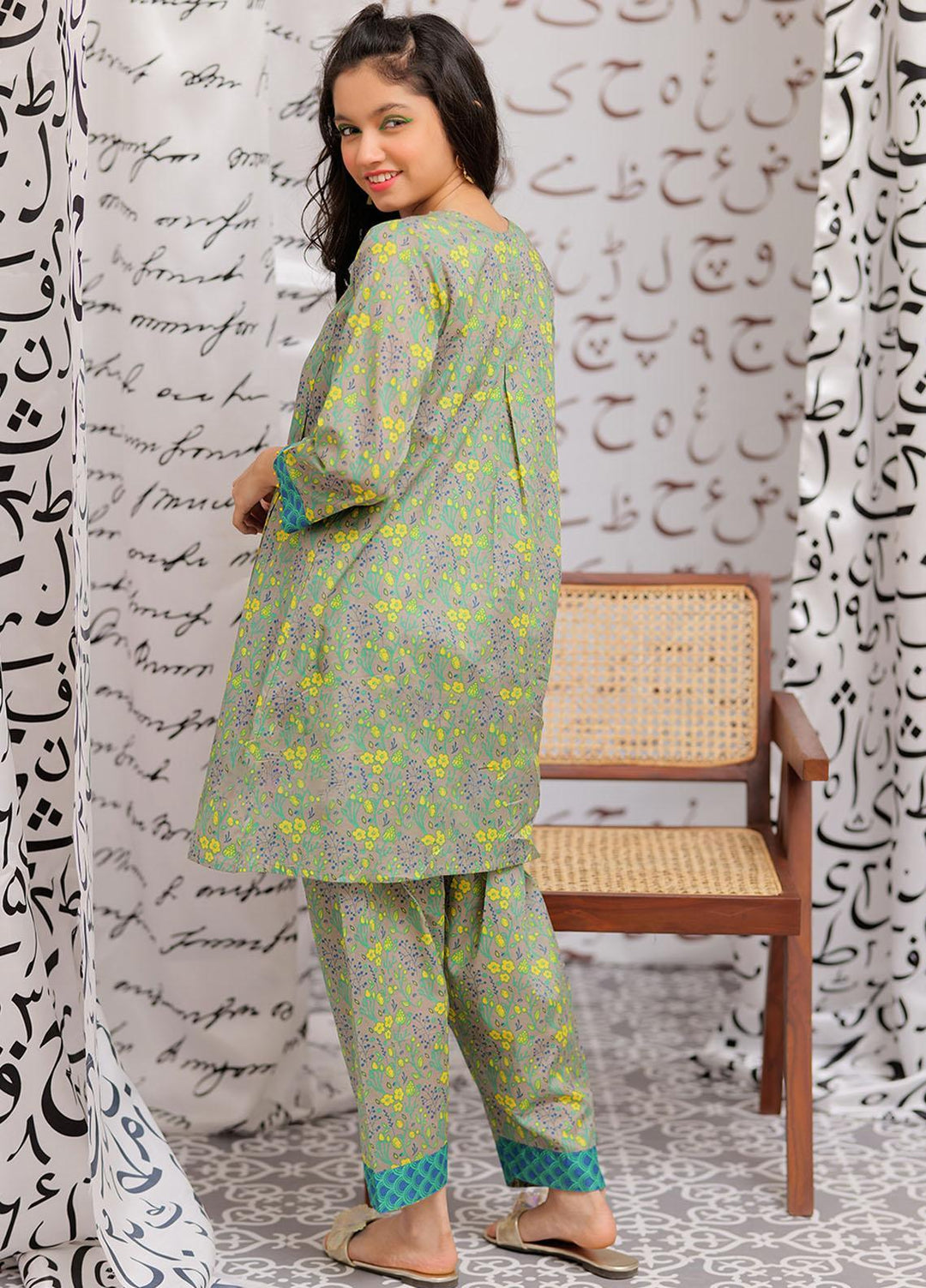 Senorita Lawn Pret 2 Piece Suit for Girls -  GAC-02182-GRY/MCL