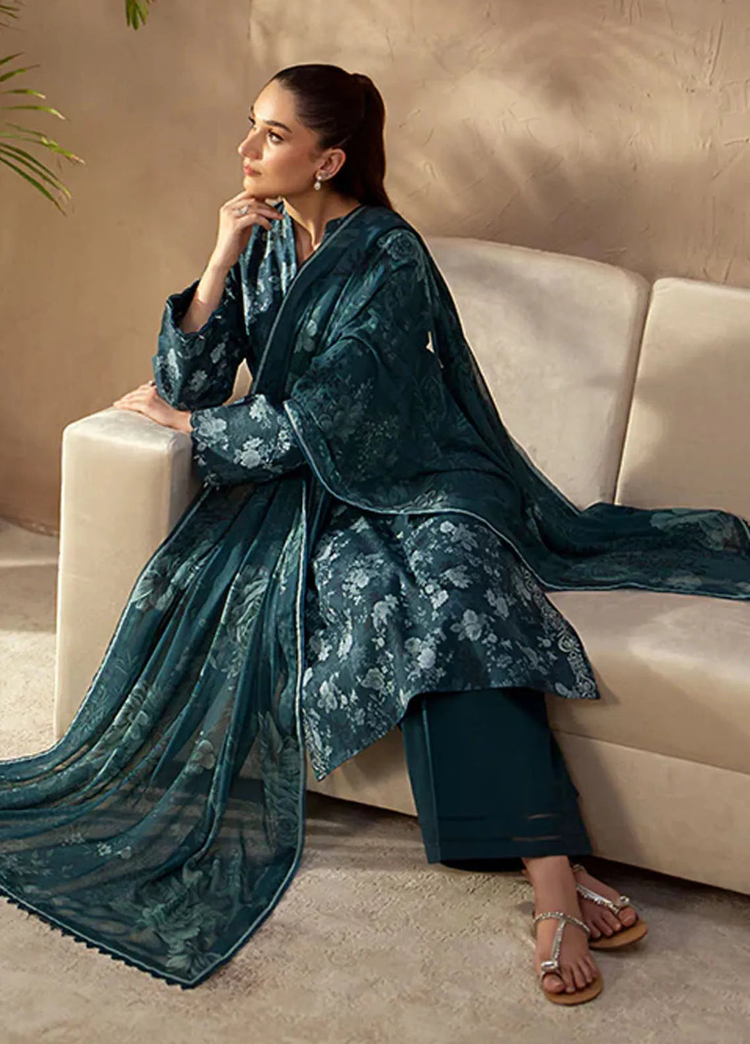 Seran Embroidered Cambric Suit Unstitched 3 Piece SRN24I D-06 - Summer Collection